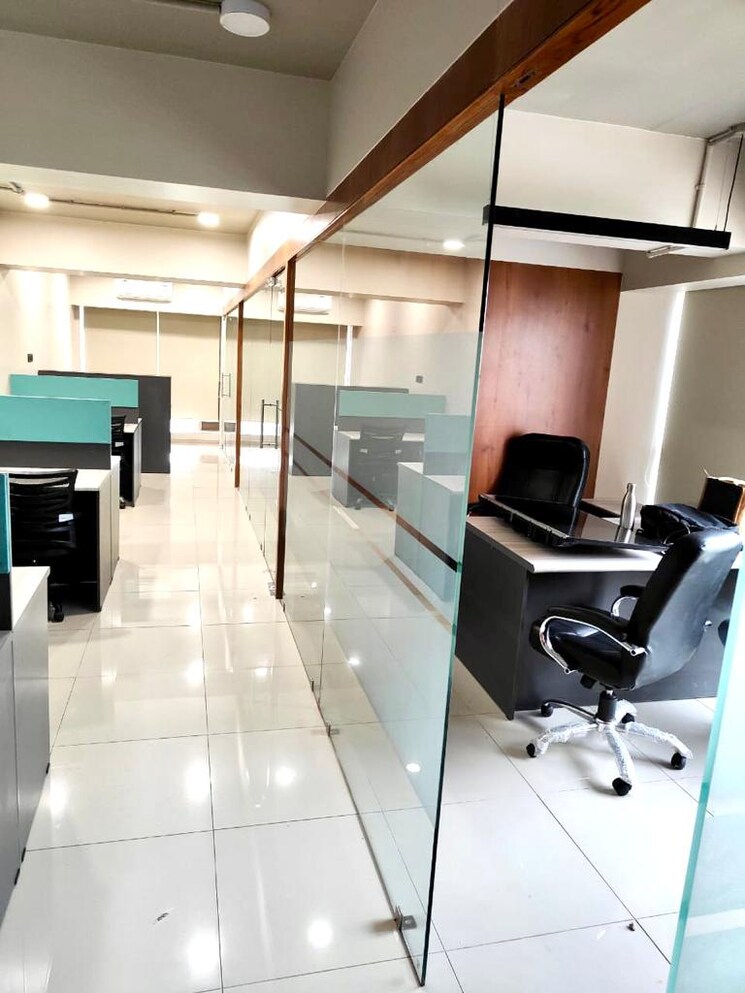 Team Area, shilp-epitome Commercial Office Space 1322 Sq.Ft. In Bodakdev Ahmedabad 9375736