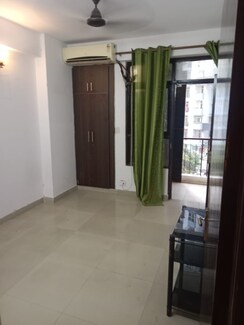 2 BHK + Study Room Apartment For Sale in Mahagun Mahagunpuram