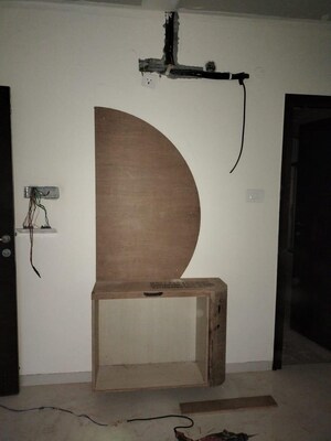 Room in 3 BHK Apartment at Frontline Seven, Kokapet – for Rent