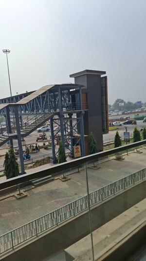  Office Space – Exterior View View at Gaur City Center, Sector 4 Greater Noida - for Rent