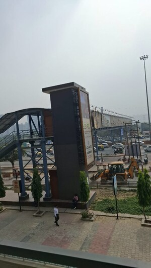  Office Space – Exterior View View at Gaur City Center, Sector 4 Greater Noida - for Rent