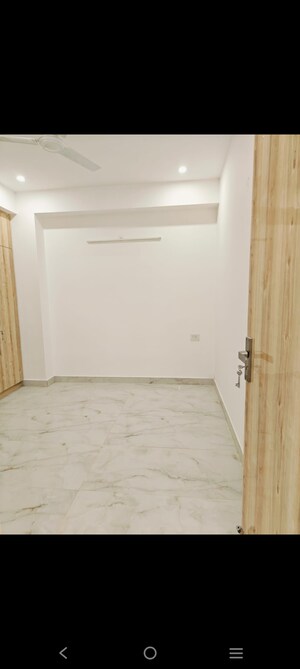 Room in 2 BHK Builder Floor at Saket – for Rent
