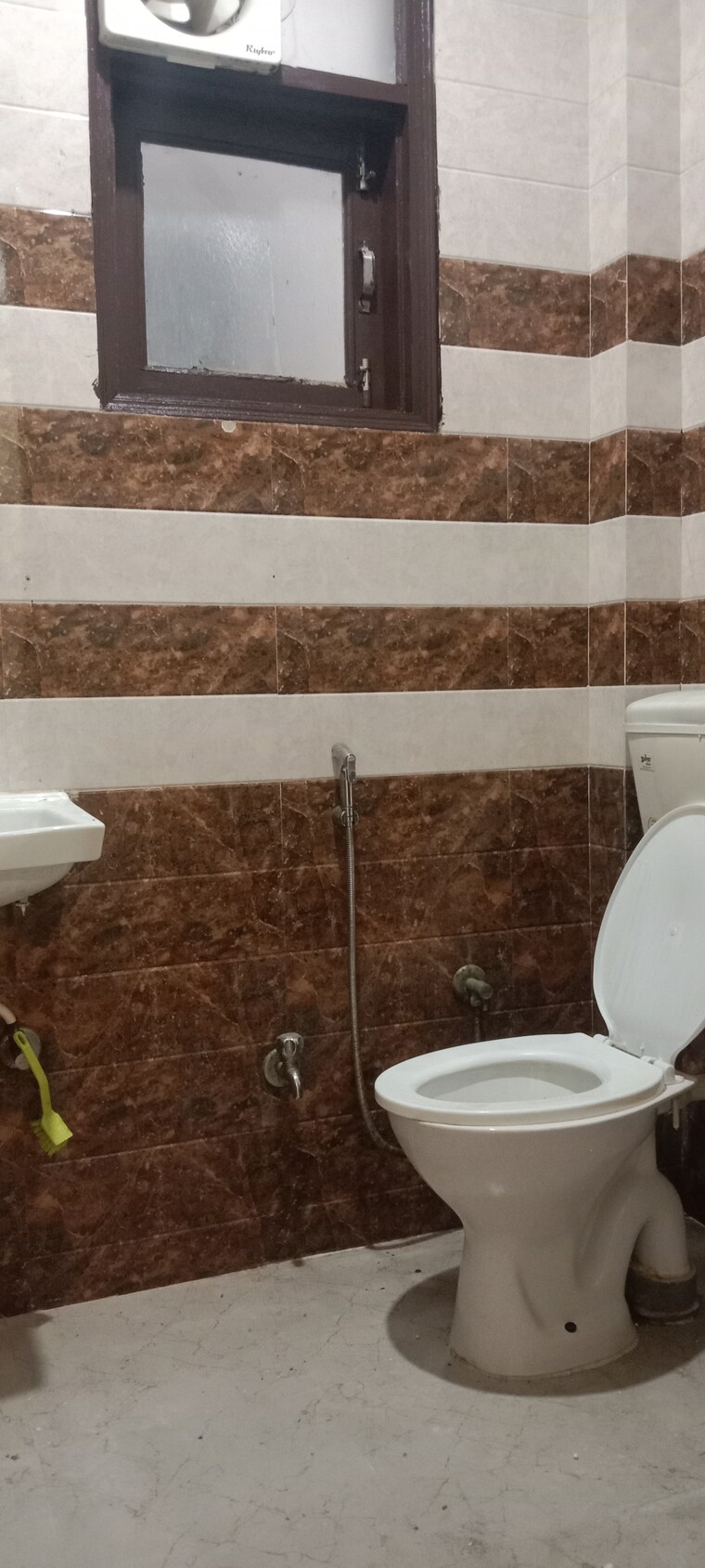 Bathroom, saket 2 Bedroom 850 Sq.Ft. Builder Floor In Saket Delhi 9375807