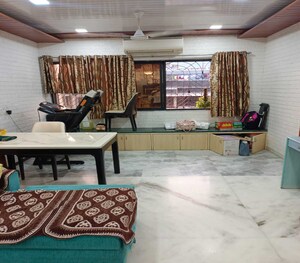 2 BHK Apartment For Rent in Dadar East