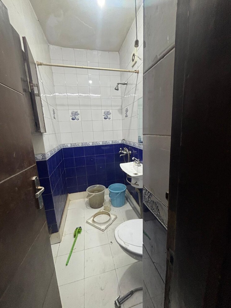 Team Area, janakpuri 2 Bedroom 1250 Sq.Ft. Builder Floor In Janakpuri Delhi 9375806