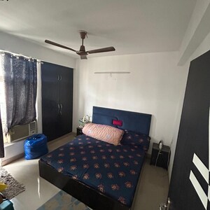 Team Area in 3 BHK Apartment at Uninav Eden, Raj Nagar Extension – for Rent