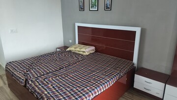 1 BHK Apartment For Rent in Paramount Golfforeste, Zeta I Greater Noida