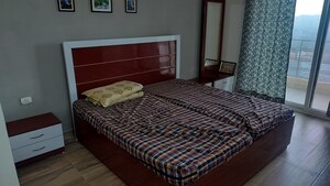 Bedroom in 1 BHK Apartment at Paramount Golfforeste, Zeta I Greater Noida – for Rent