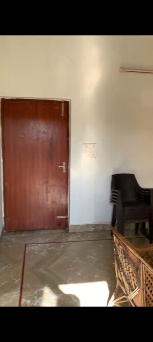 Living Room in 1 BHK Builder Floor at Jakhan – for Rent