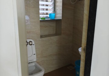 Bathroom in 1 BHK Apartment at Rajkamal Heights, Parel – for Rent