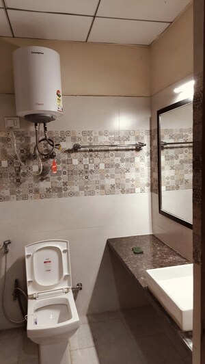 Bathroom in 1 BHK Apartment at Paramount Golfforeste, Zeta I Greater Noida – for Rent