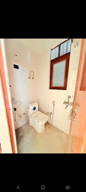 Bathroom in 1 BHK Builder Floor at Saket – for Rent