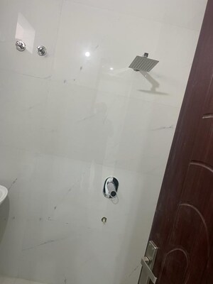 Furnished Amenities in 2 BHK Independent House at Jakhan – for Rent