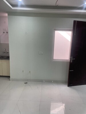 Room in 2 BHK Independent House at Jakhan – for Rent