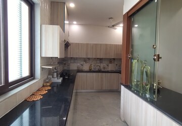 Kitchen in 4 BHK Villa at Ansal Sushant Lok I, Sector 43 – for Rent