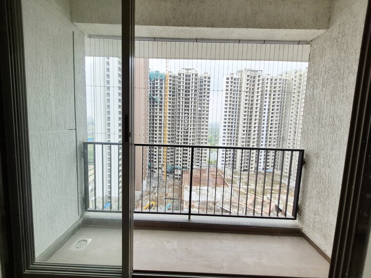 Room, runwal-my-city-phase-ii-cluster-05 3 Bedroom 777 Sq.Ft. Apartment In Dombivli East Thane 9375908