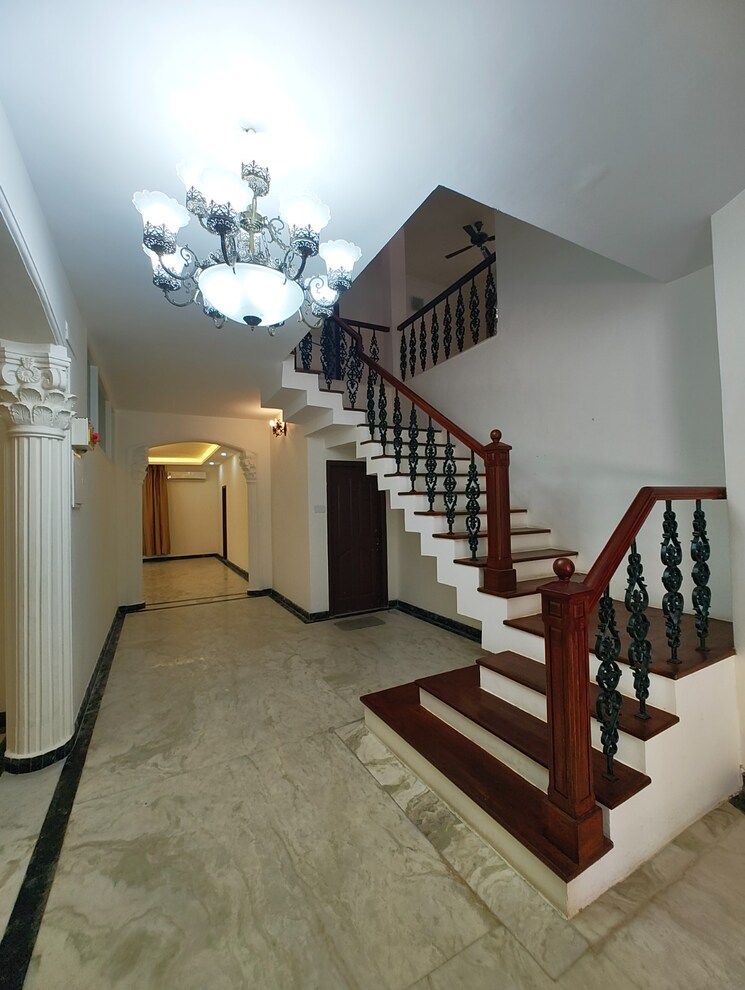 undefined, akkarai 3 Bedroom 6050 Sq.Ft. Villa In Akkarai Chennai 9375912
