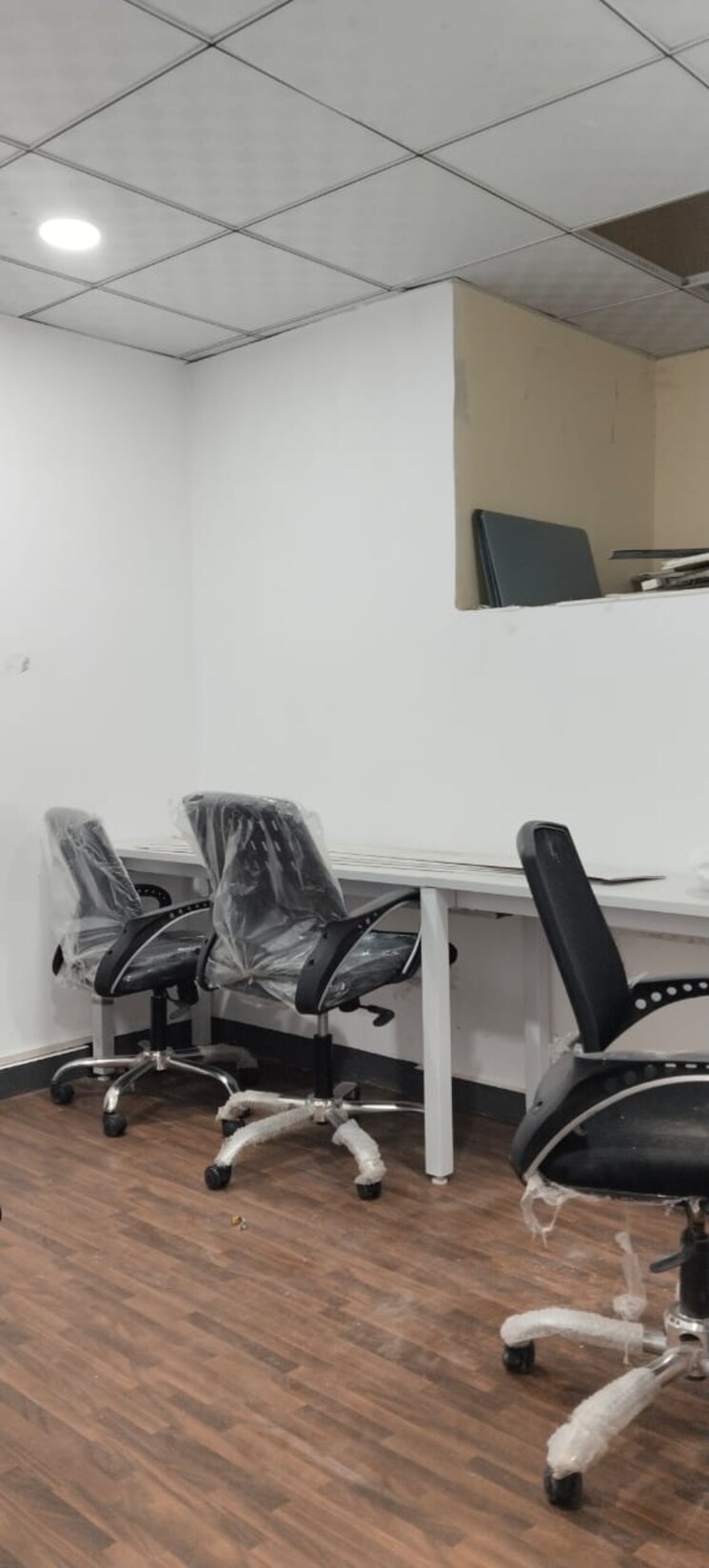 Team Area, sector 63 Commercial Office Space 416 Sq.Ft. In Sector 63 Noida 9375923