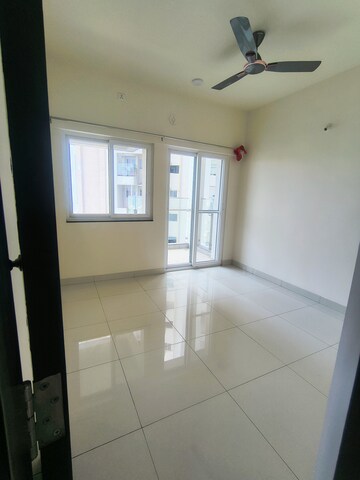 Bathroom in 2 BHK Apartment at Puravankara Silversands, Mundhwa – for Rent