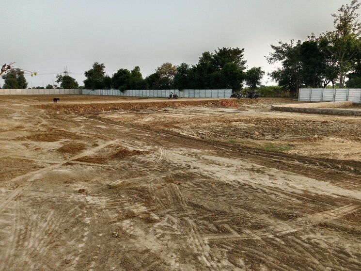 undefined, gwalior road  990 Sq.Ft. Plot In Gwalior Road Agra 9376029