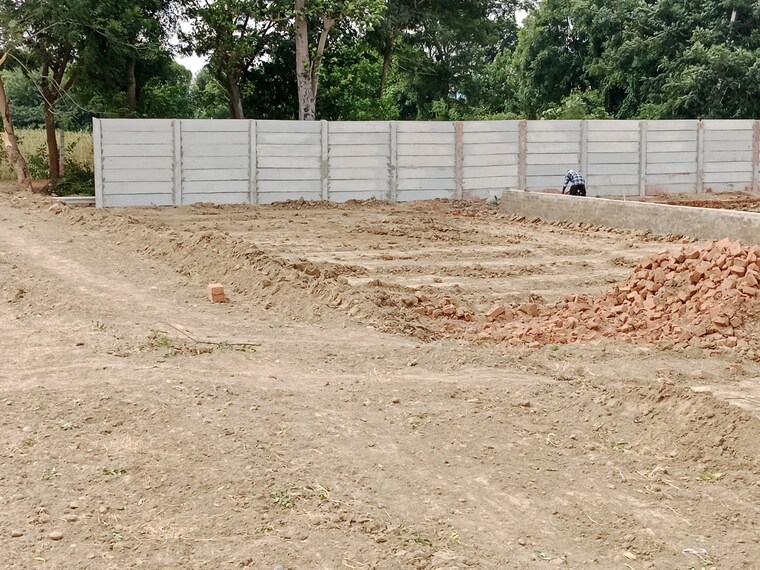 undefined, gwalior road  990 Sq.Ft. Plot In Gwalior Road Agra 9376029