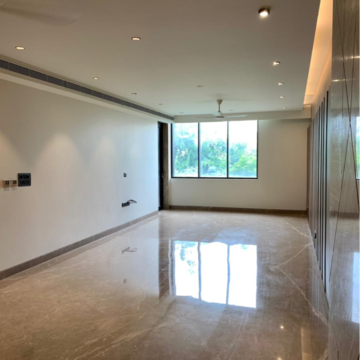 Room in 4 BHK Villa at Nirvana Courtyard, Nirvana Country – for Rent