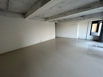  Office Space For Rent in Savaliya Krish Cubical, Thaltej