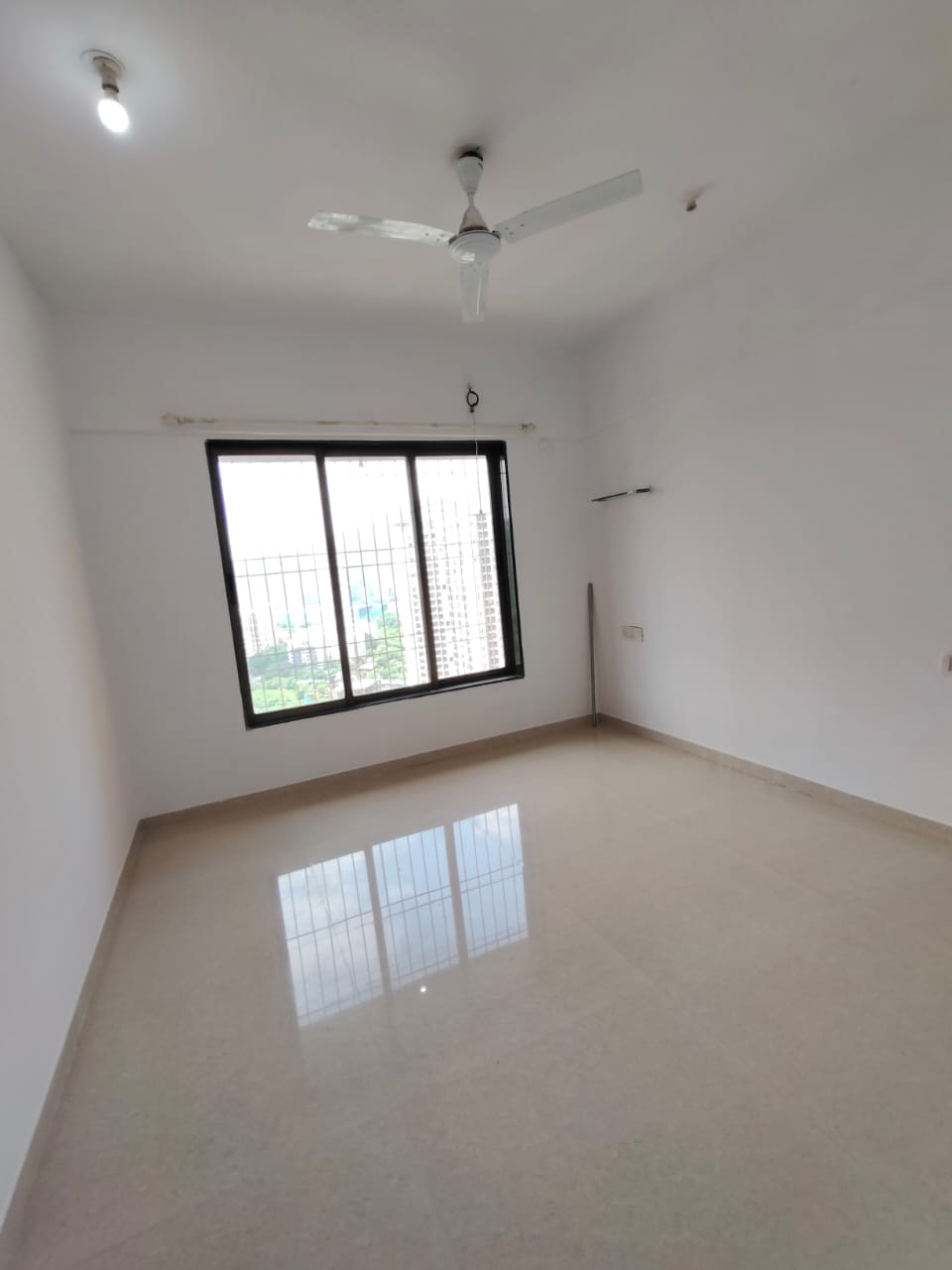 1 BHK Apartment For Rent in Puranik Hometown