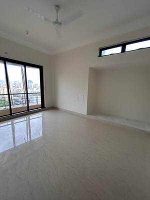 Room in 2 BHK Apartment at K Raheja Interface Heights, Malad West – for Sale