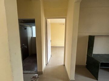 Room in 2 BHK Apartment at One Hiranandani Park, Ghodbunder Road – for Rent