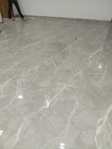 Room in 3 BHK Apartment at Puppalaguda – for Rent