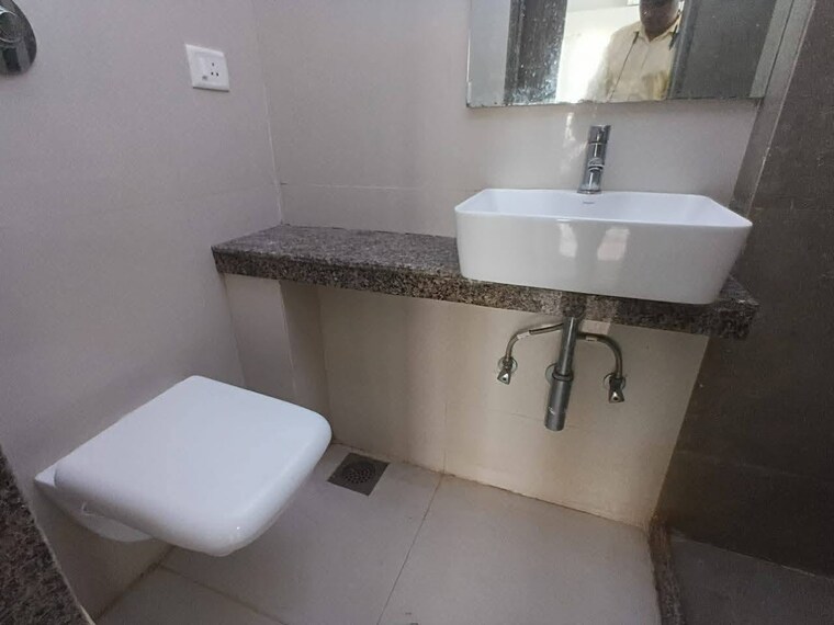 Bathroom, riddhi-gardens-chs 2 Bedroom 1000 Sq.Ft. Apartment In Malad East Mumbai 9375981