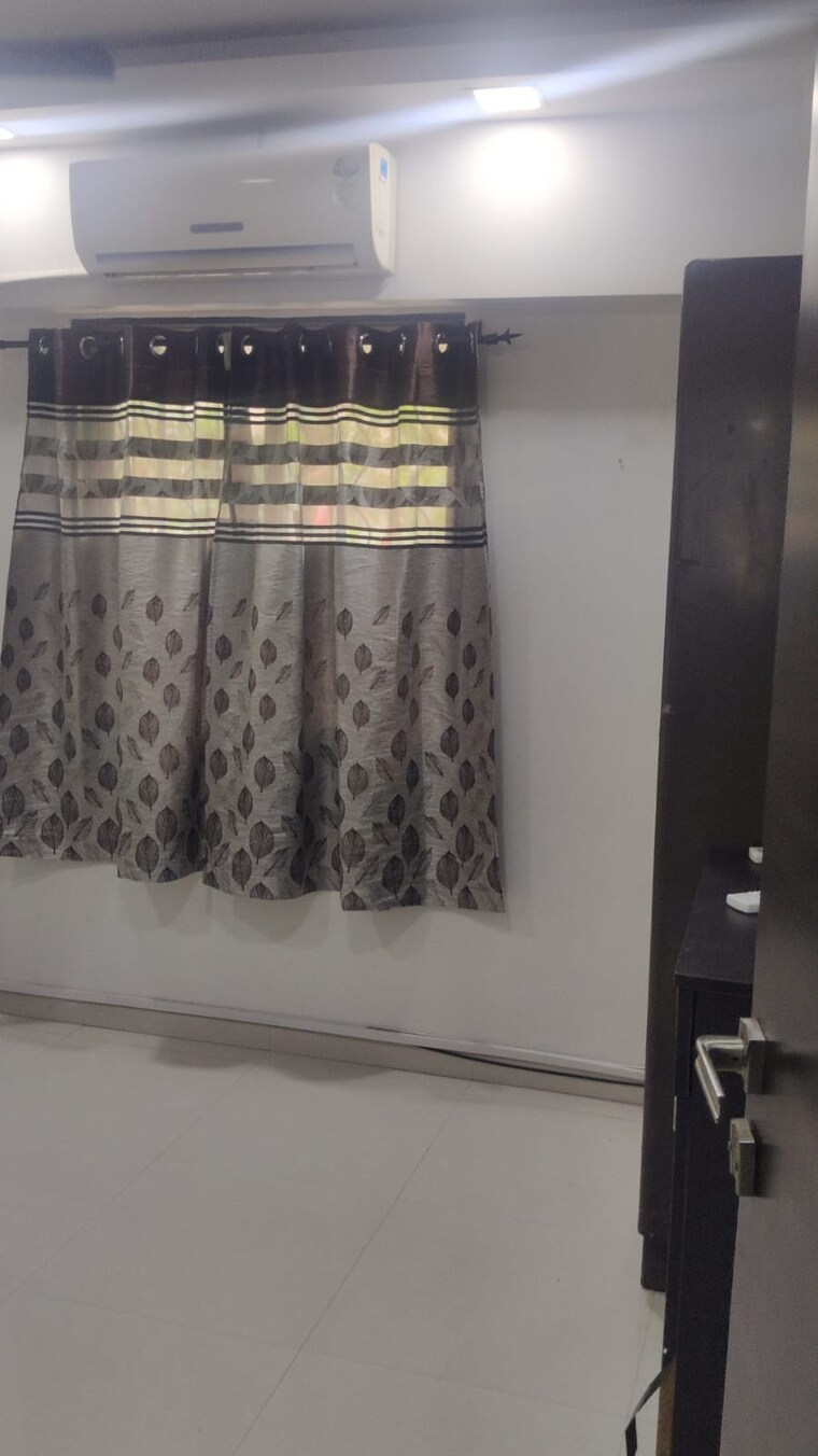 Bedroom, manik-moti-varsova 1 Bedroom 550 Sq.Ft. Apartment In Versova Mumbai 9375990