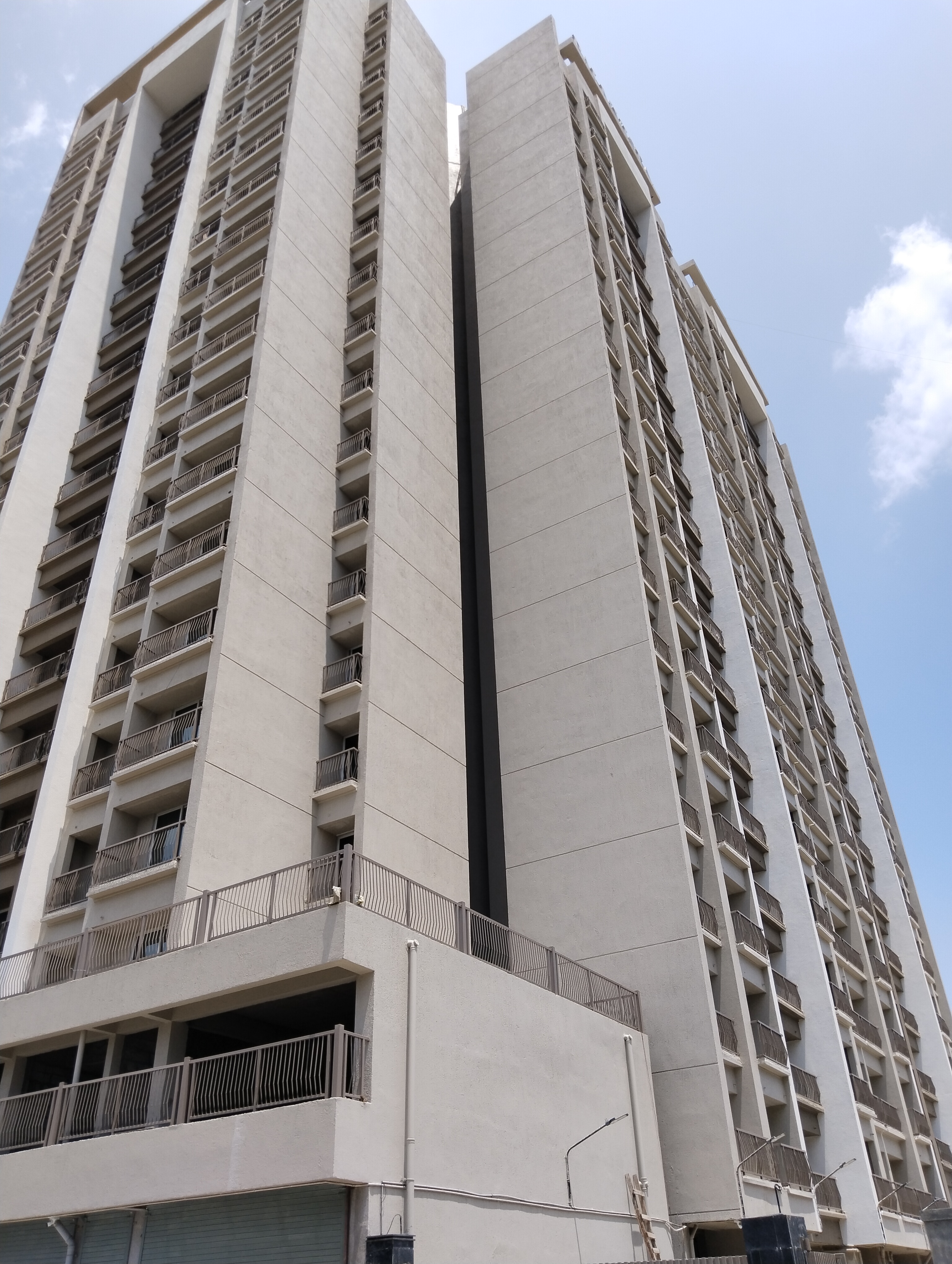 1 BHK Apartment For Sale in Nice Garden