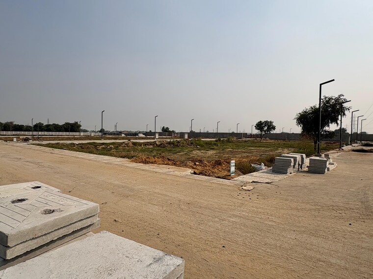 undefined, pirthla  100 Sq.Yd. Plot In Pirthla Palwal 9376007