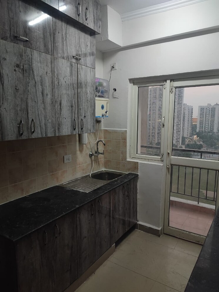 Kitchen, aims-golf-city 2.5 Bedroom 1150 Sq.Ft. Apartment In Sector 75 Noida 9376008