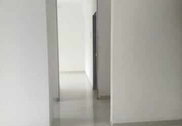 Room in 2 BHK Apartment at Sangle Trinity, Gauripada – for Sale