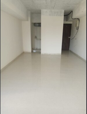  Office Space For Rent in Savaliya Krish Cubical, Thaltej