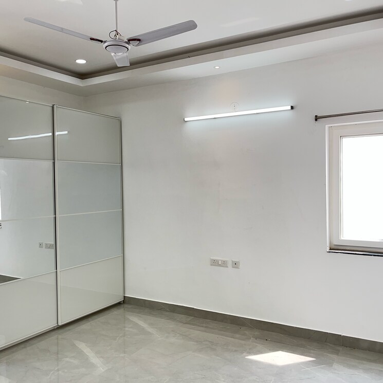 Room, sark-three 3 Bedroom 2700 Sq.Ft. Villa In Mokila Hyderabad 9376067