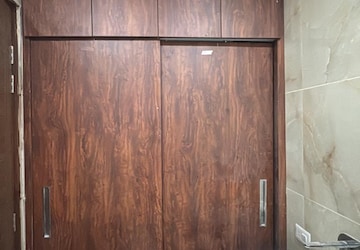 Furnished Amenities in 4 BHK Villa at High Ground – for Rent