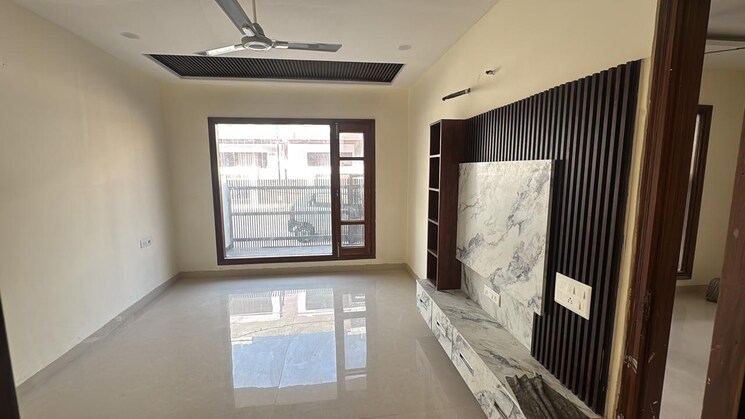 Balcony, high ground 4 Bedroom 1900 Sq.Ft. Villa In High Ground Zirakpur 9376098