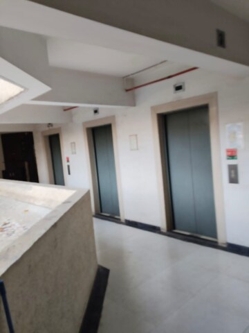 2 BHK Apartment For Rent in Vijay Vatika Tower 05, Ghodbunder Road