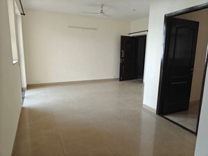 3 BHK Builder Floor For Rent in SS Southend Floors, South City 2