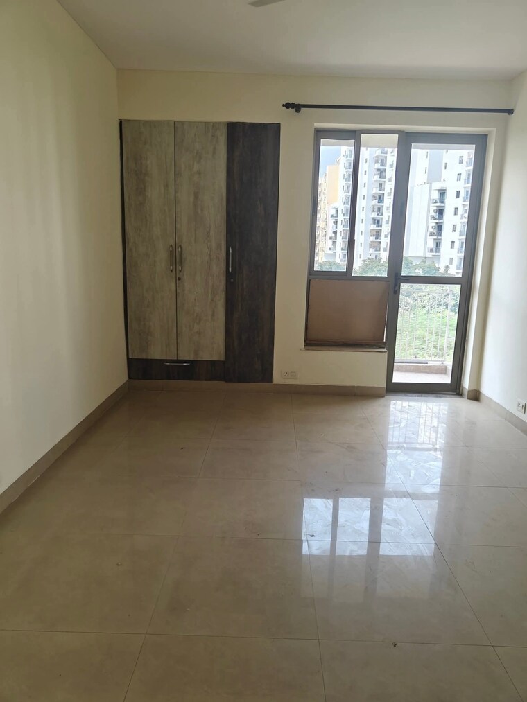 Room, ss-southend-floors 3 Bedroom 2400 Sq.Ft. Builder Floor In South City 2 Gurgaon 9376111