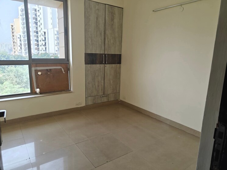 Room, ss-southend-floors 3 Bedroom 2400 Sq.Ft. Builder Floor In South City 2 Gurgaon 9376111