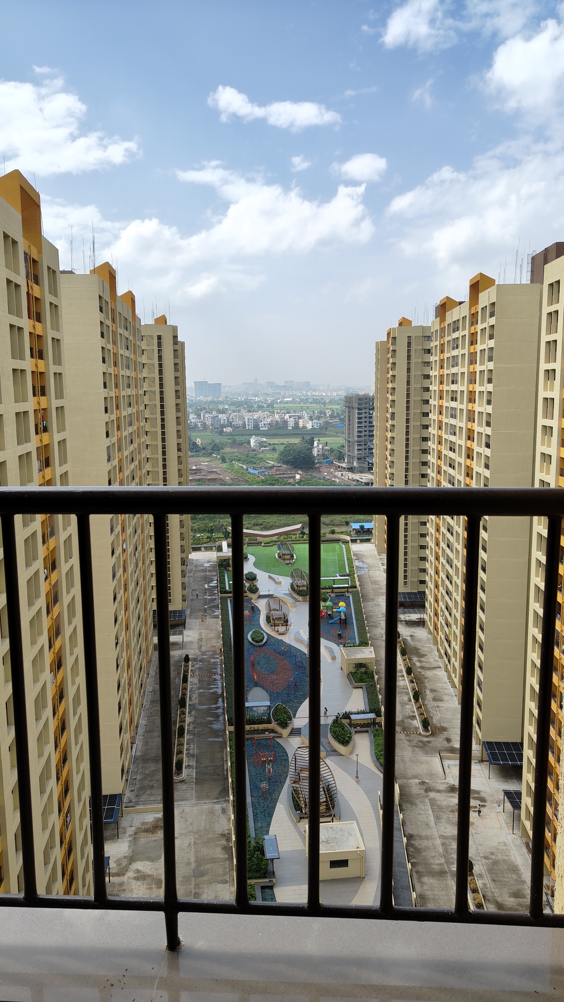 2 BHK + Extra Room 904 Sq.Ft. Apartment in Magarpatta Riverview City