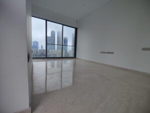 Room in 4 BHK Apartment at Rustomjee Crown, Prabhadevi – for Rent