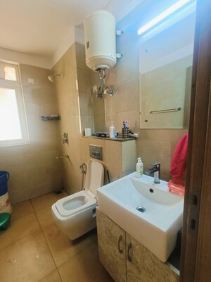Bathroom in 3 BHK Apartment at DLF The Skycourt, Sector 86 – for Sale