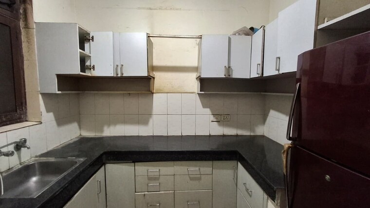 Kitchen, vip road 2 Bedroom 950 Sq.Ft. Apartment In Vip Road Zirakpur 9376150