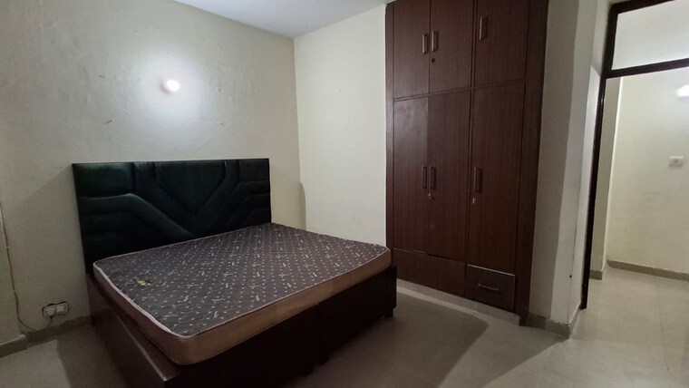 Bedroom, vip road 2 Bedroom 950 Sq.Ft. Apartment In Vip Road Zirakpur 9376150